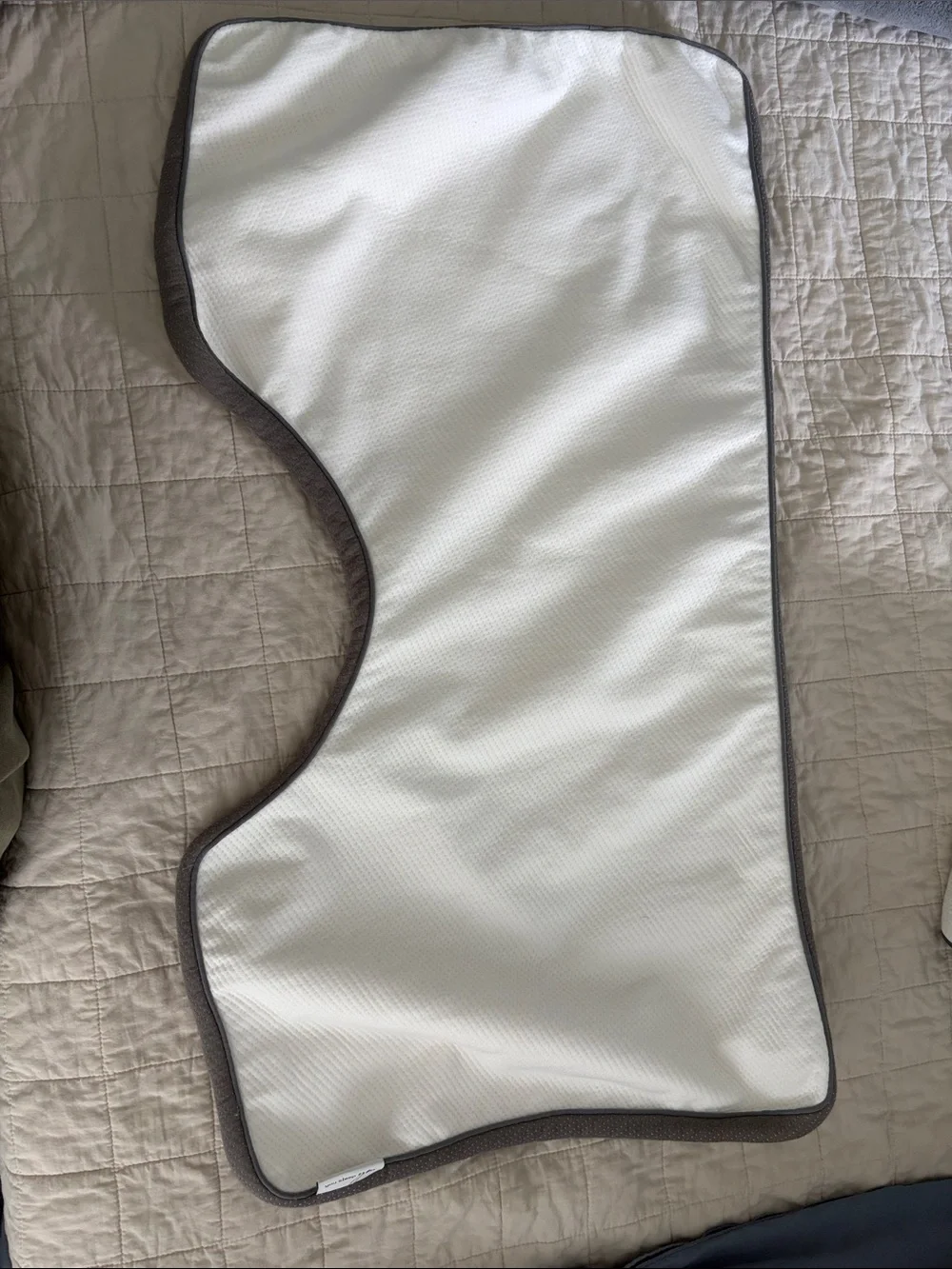 Coop king size cutout ultra tech pillow protector